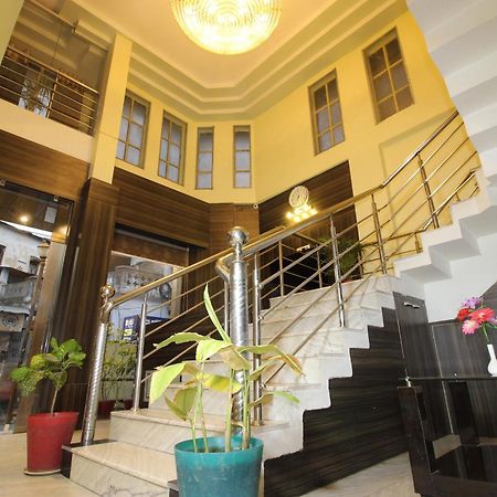 Hotel O Blue Diamond Varanasi Ngoại thất bức ảnh