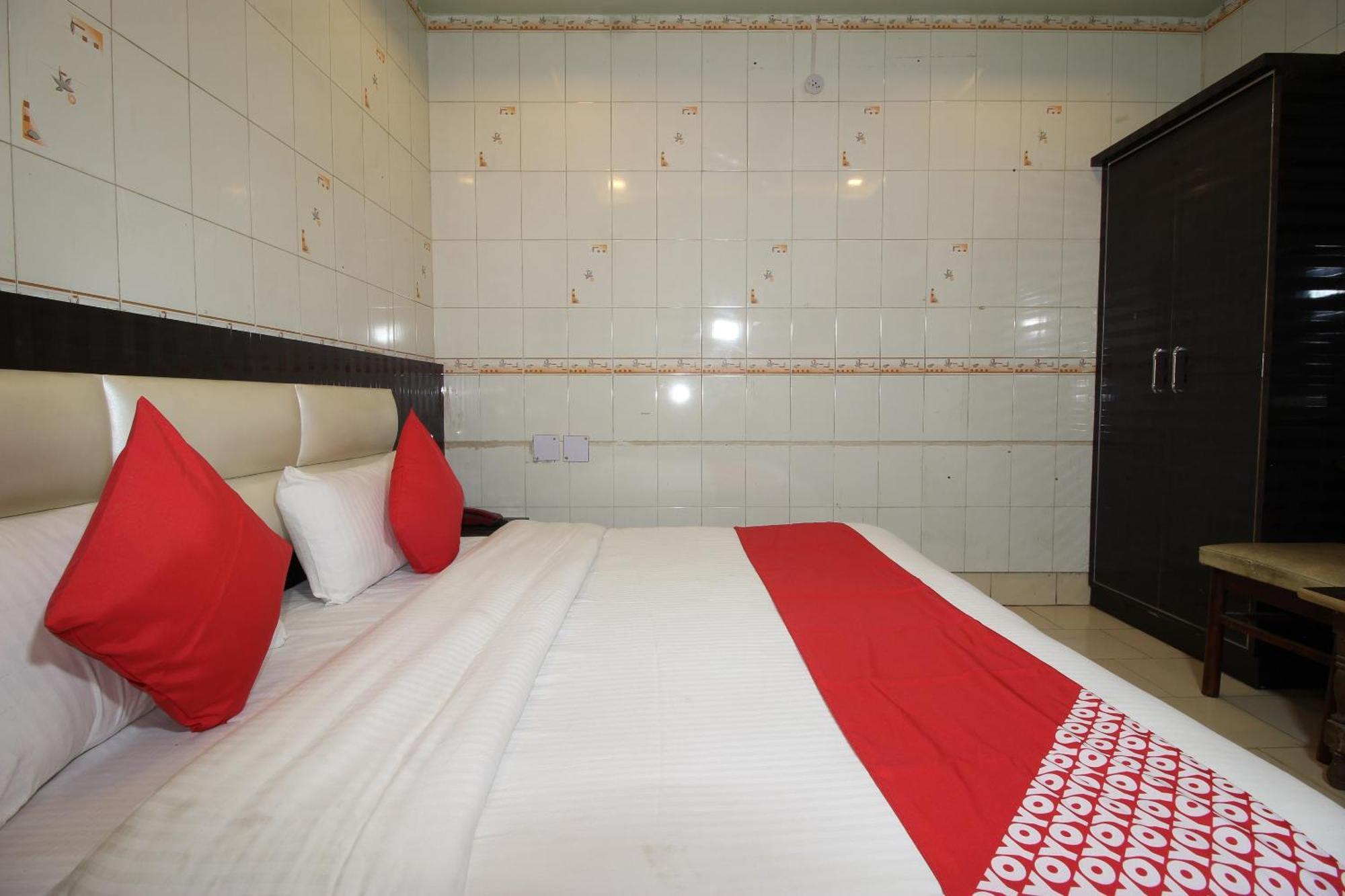 Hotel O Blue Diamond Varanasi Ngoại thất bức ảnh