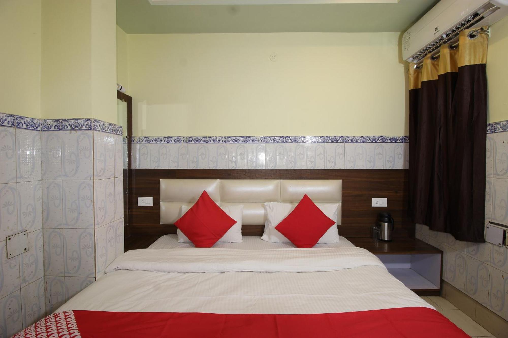 Hotel O Blue Diamond Varanasi Ngoại thất bức ảnh