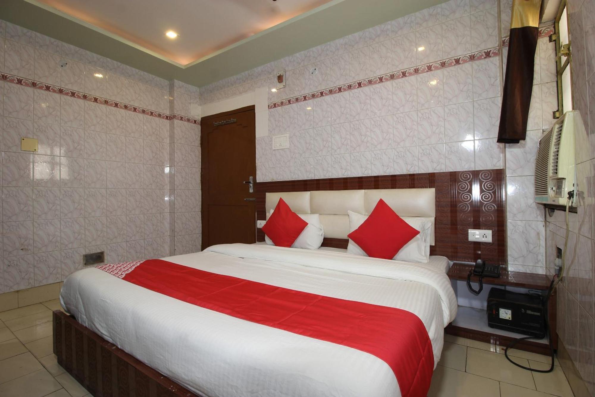Hotel O Blue Diamond Varanasi Ngoại thất bức ảnh