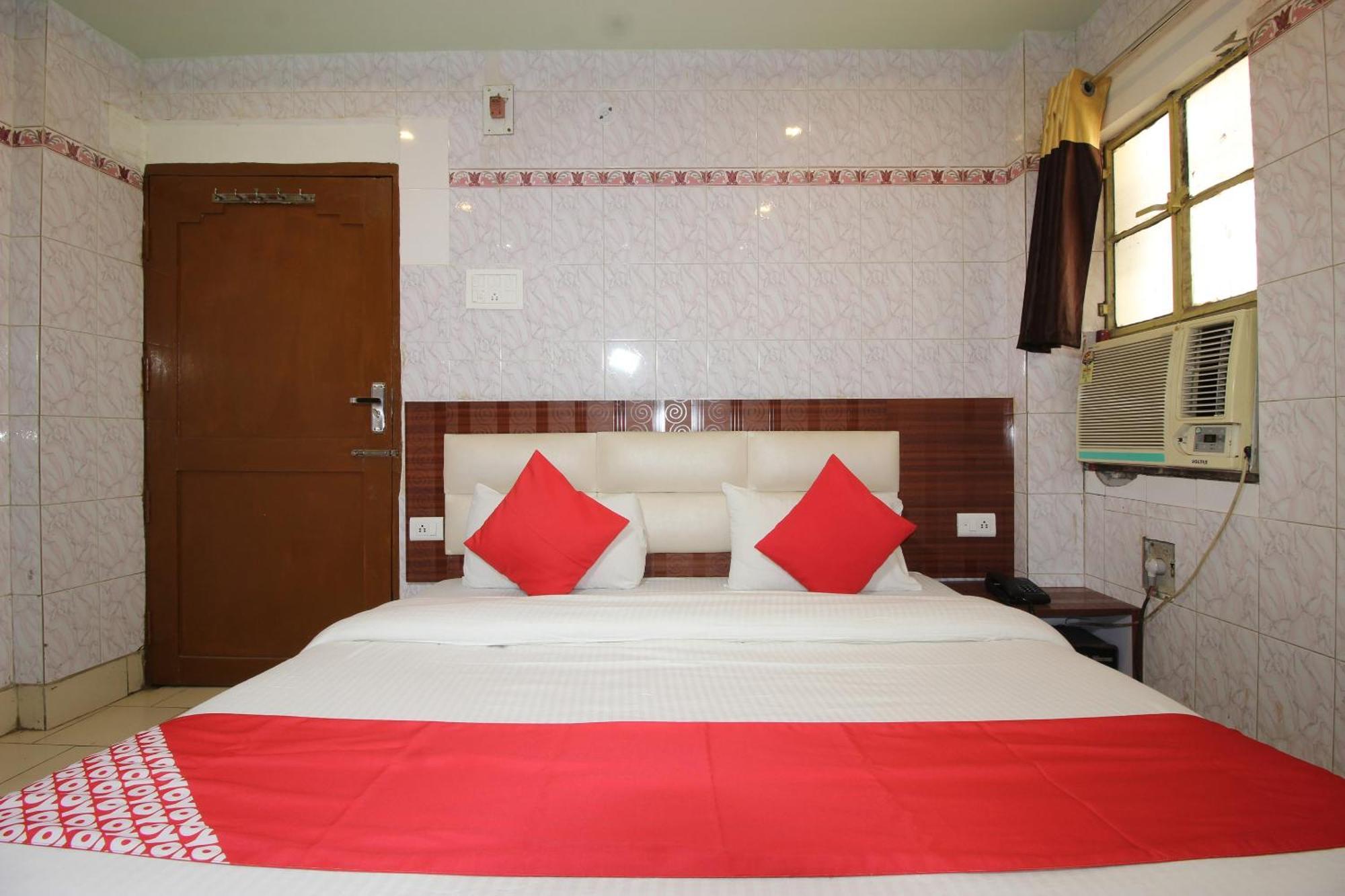Hotel O Blue Diamond Varanasi Ngoại thất bức ảnh